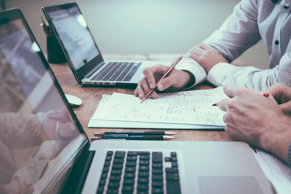 An honest look at calculating digital signage ROI