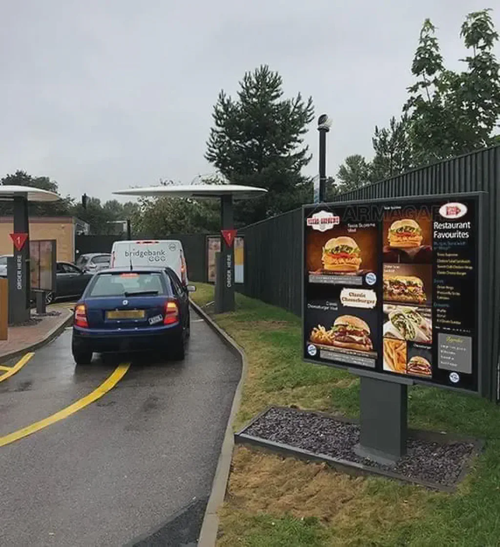 A dual screen enclosure unit.