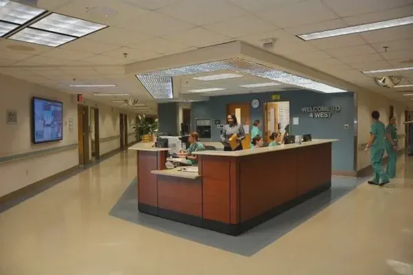 A hospital display screen using hospital digital signage software.