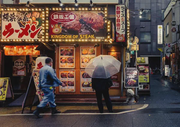 This image is of a storm on the horizon and is used for our post on weather apps and weather widgets for use with digital signage.