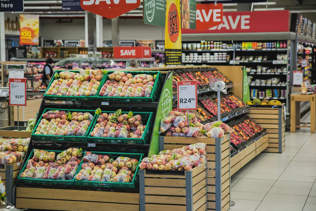 Supermarket digital signage: enhancing in-store customer engagement