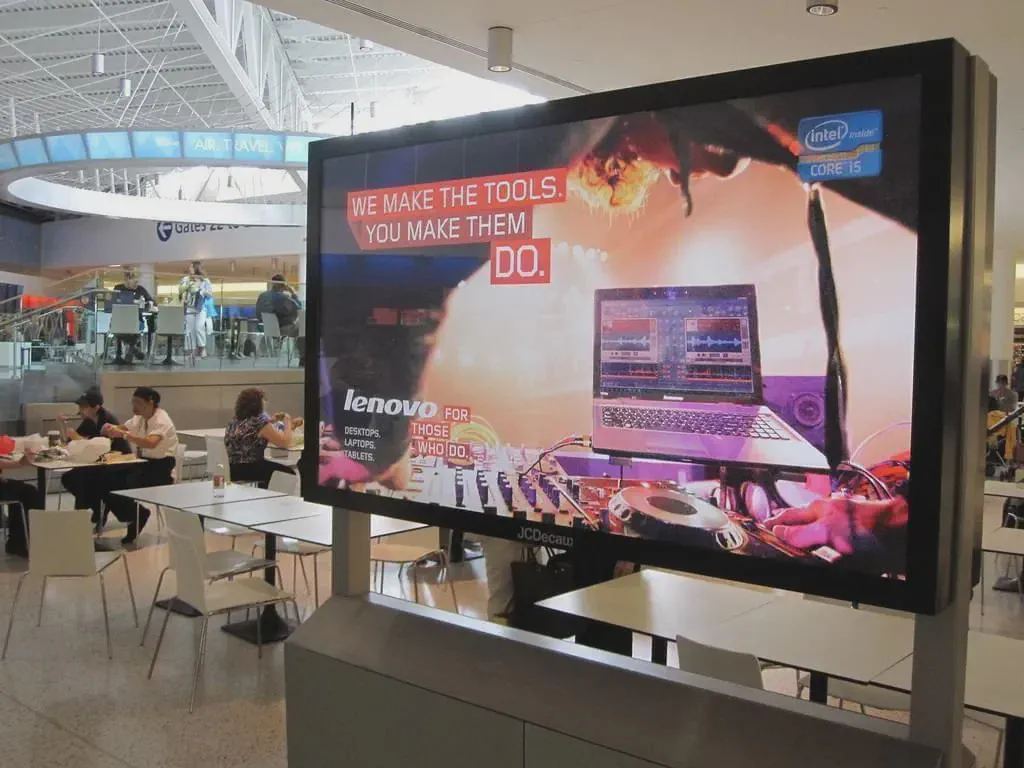 Your guide to VESA mounts and digital signage screens